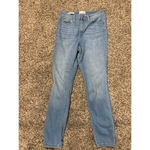 Universal Threads Women’s Blue High Rise Skinny Jeans Size 6
